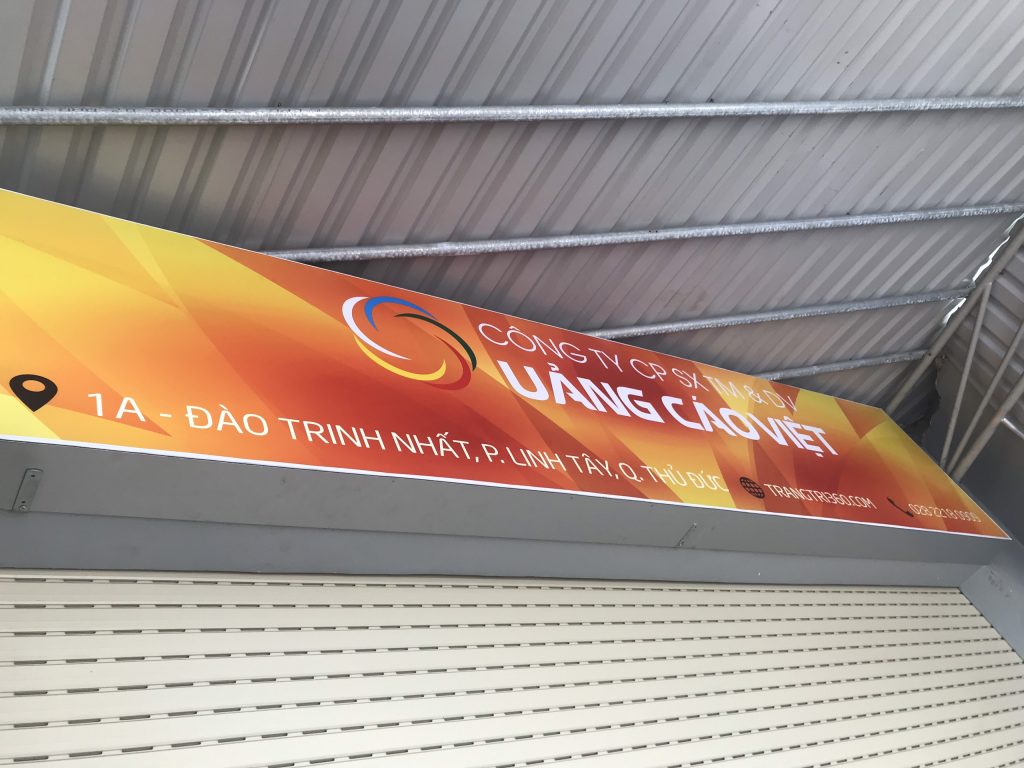 Bảng hiệu hộp đèn hiflex UV tại Phan Thiết