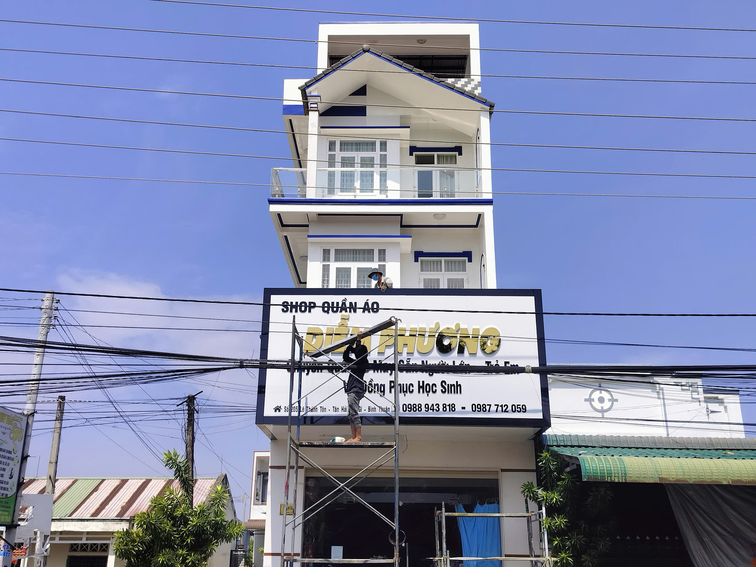 thi công bảng hiệu mica tại Lagi bình thuận 