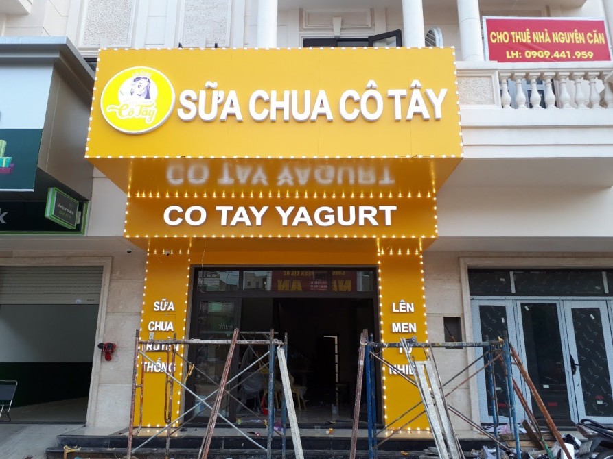Thi công bảng hiệu hệ thống ăn uống tại Mũi né