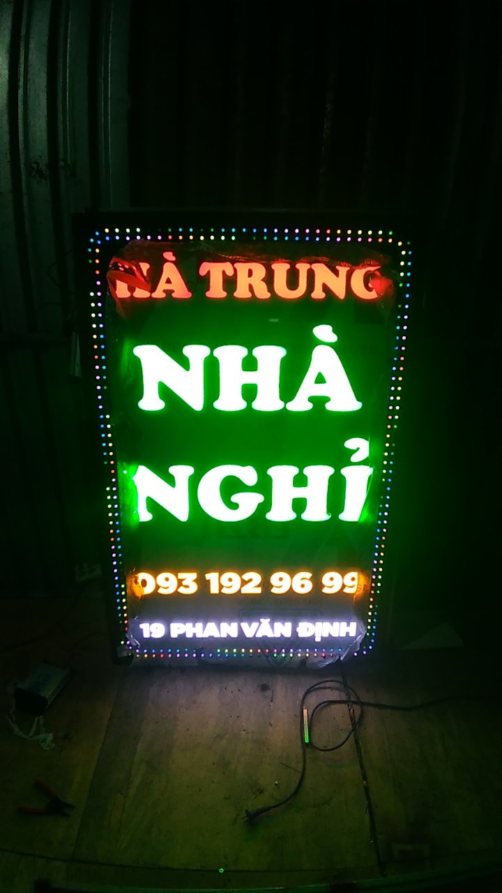 thi công hộp đèn led khách sạn phan thiết