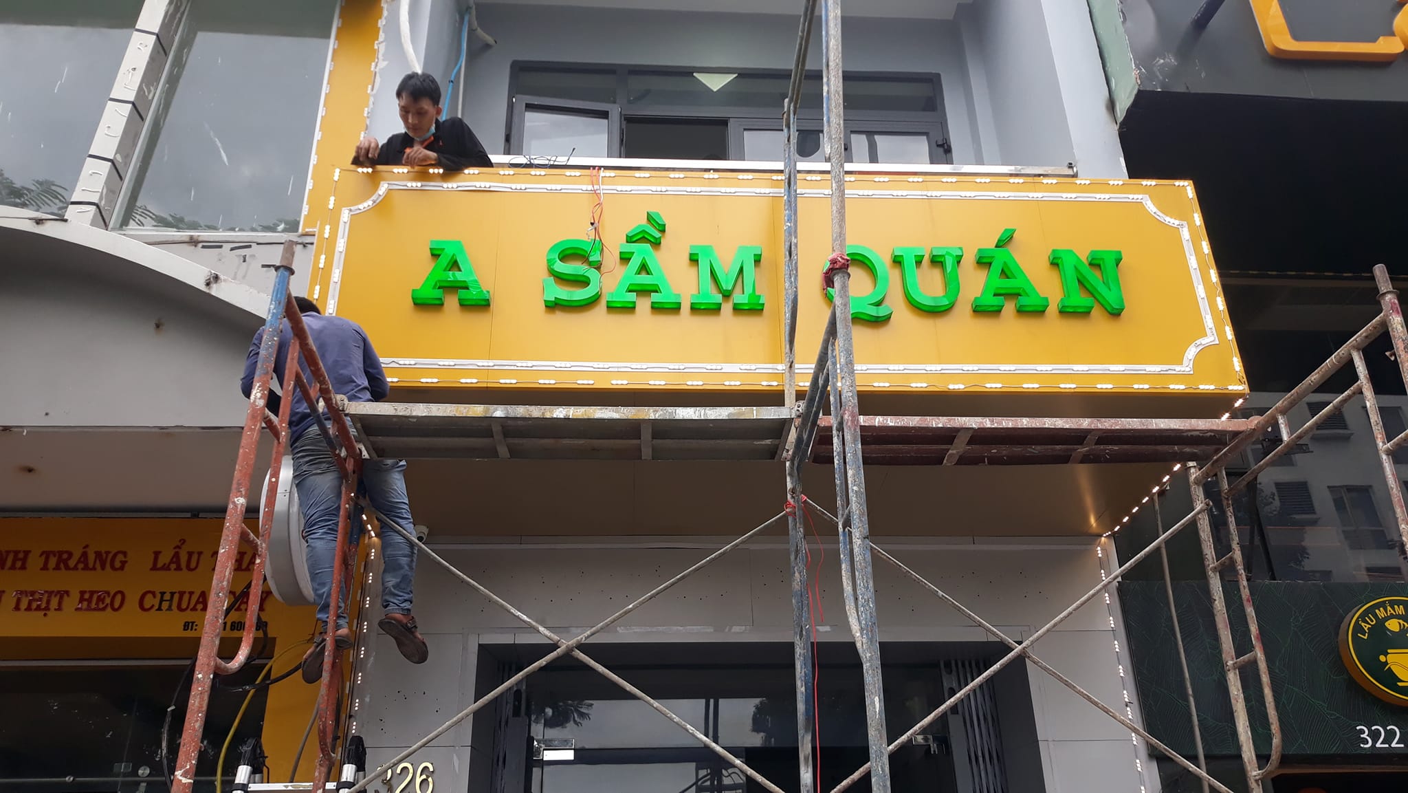 thi công trọn gói bảng hiệu quán ăn phan thiết